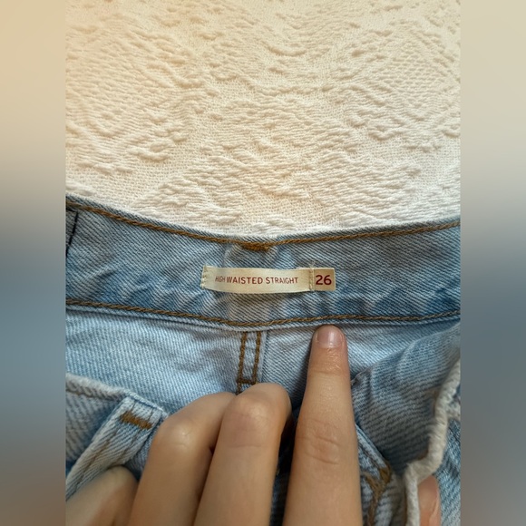 LEVIS - Picture 2 of 4